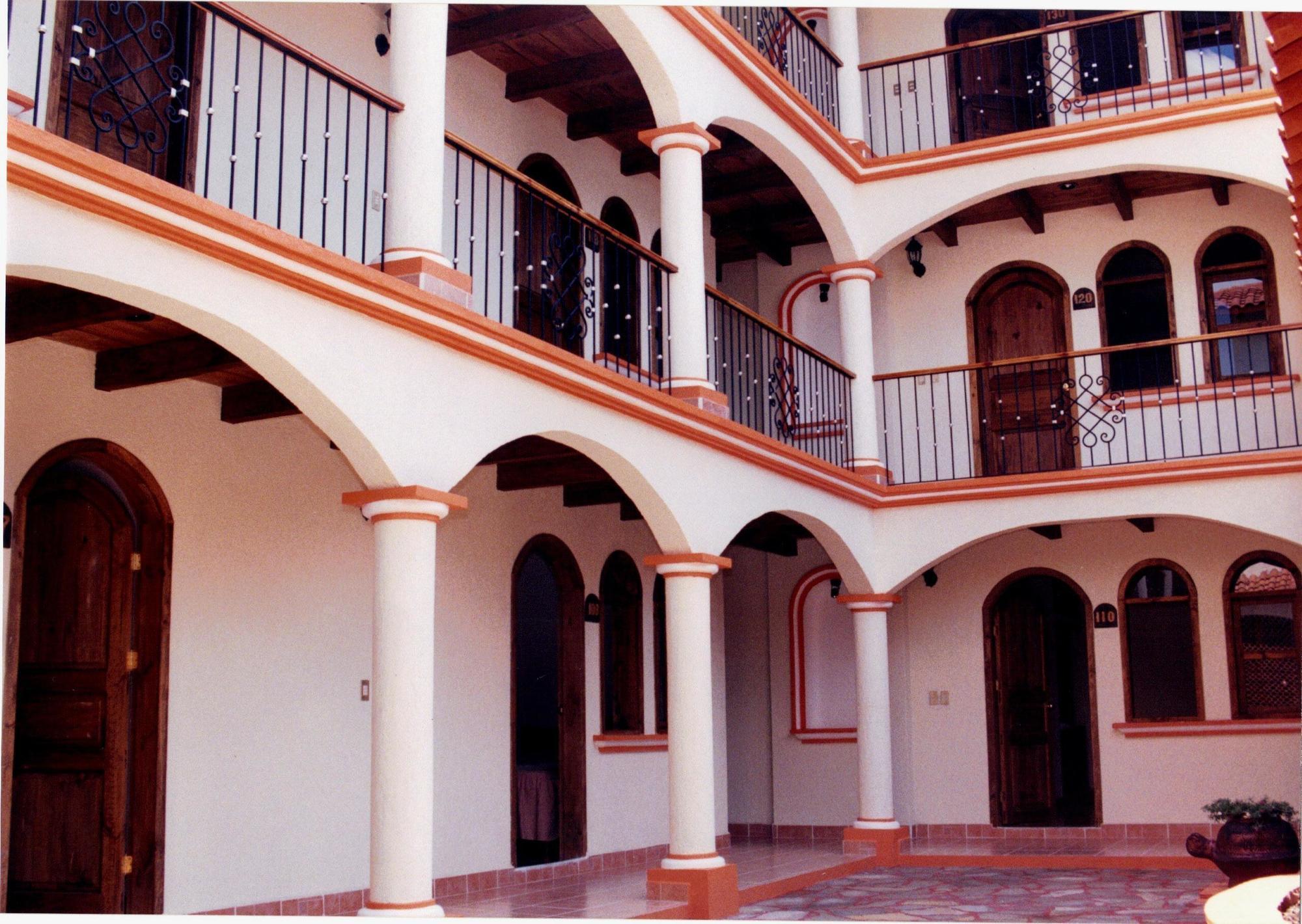 Hotel Villa Real II San Cristóbal de Las Casas Eksteriør bilde